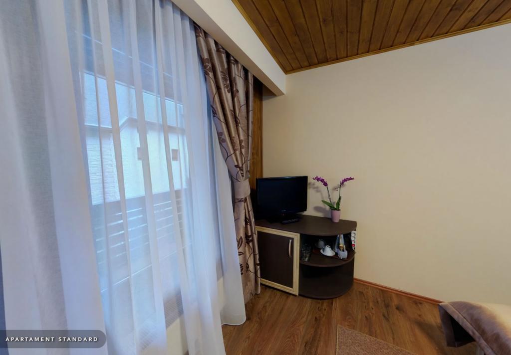 Hotel Hillden Lodge&Restaurant Drumu Carului المظهر الخارجي الصورة