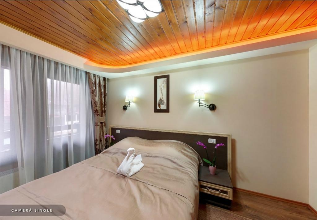 Hotel Hillden Lodge&Restaurant Drumu Carului المظهر الخارجي الصورة